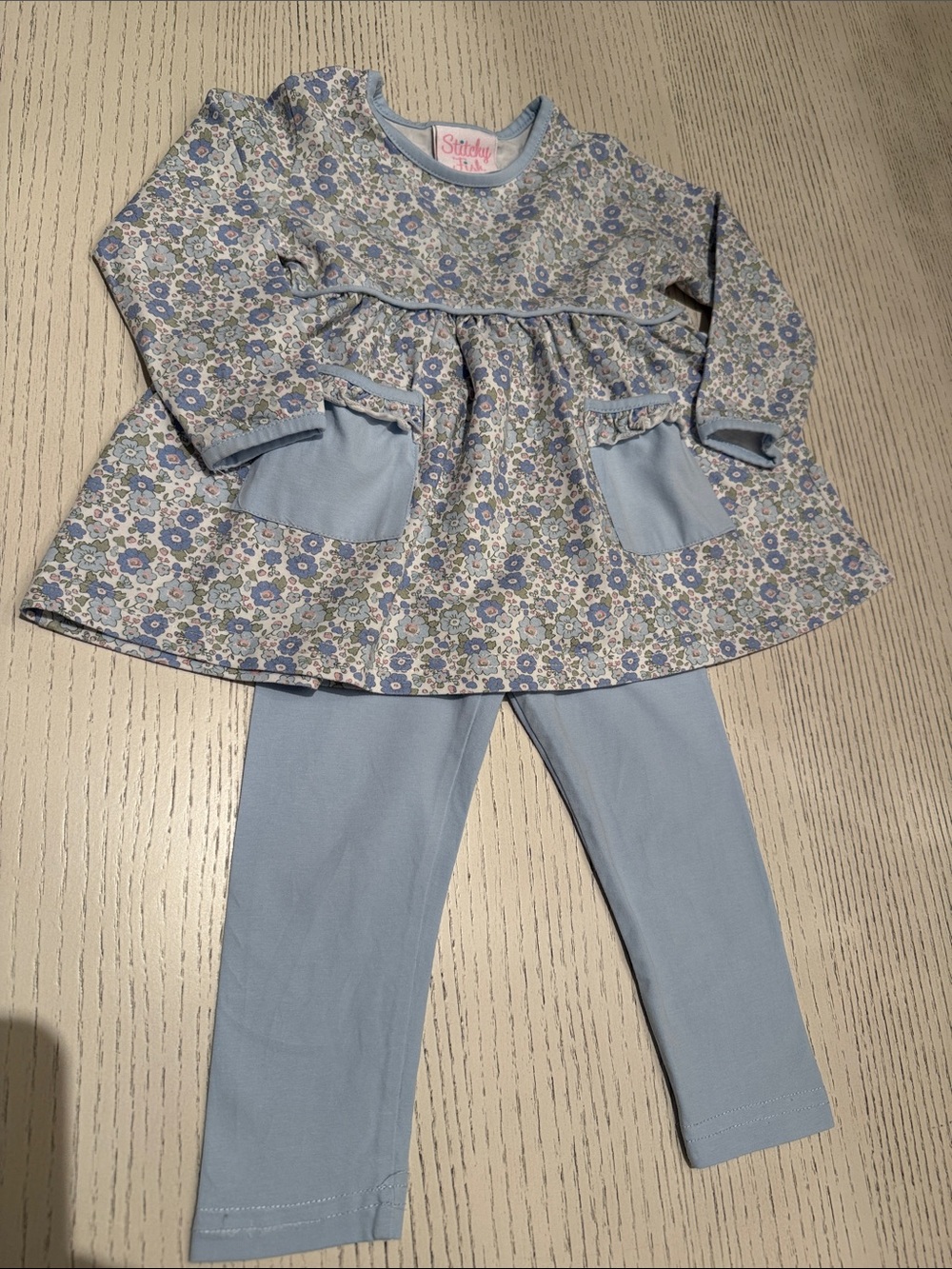 Stitchy Fish Blue Floral Set with Light Blue Leggings